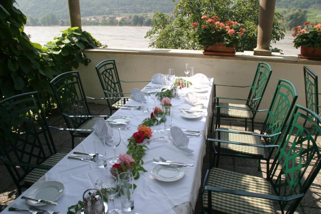 Hotel Richard Loewenherz Duernstein Exterior photo